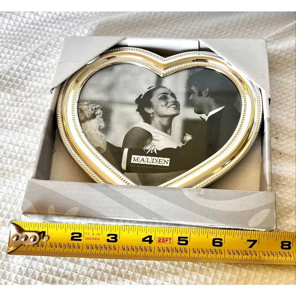 Silver Beaded Heart Shape Frame w Easel by Malden 5X6 Photo Silver Plate New